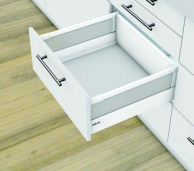 TANDEMBOX antaro M с выс. фас., "D", держ. встав., 270мм, бел.ш. TANDEMBOX antaro M с выс. фас., "D", держ. встав., 270мм, бел.ш.